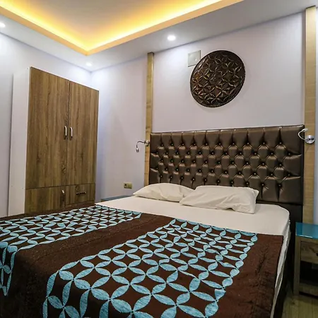 Esma Apartmanhotel *